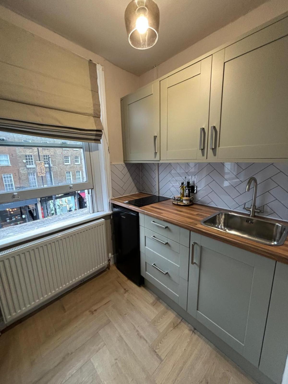 Camden Town Bed & Breakfast Londra Exterior foto